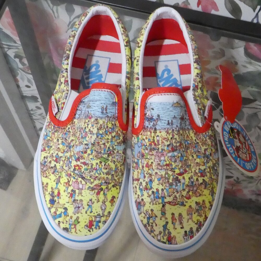 NWT Vans - Where's Waldo? - Classic Slip-On - Size 5